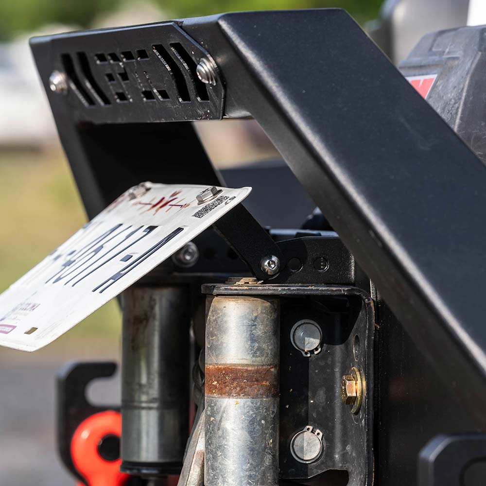 Portaplaca con bisagra para winch